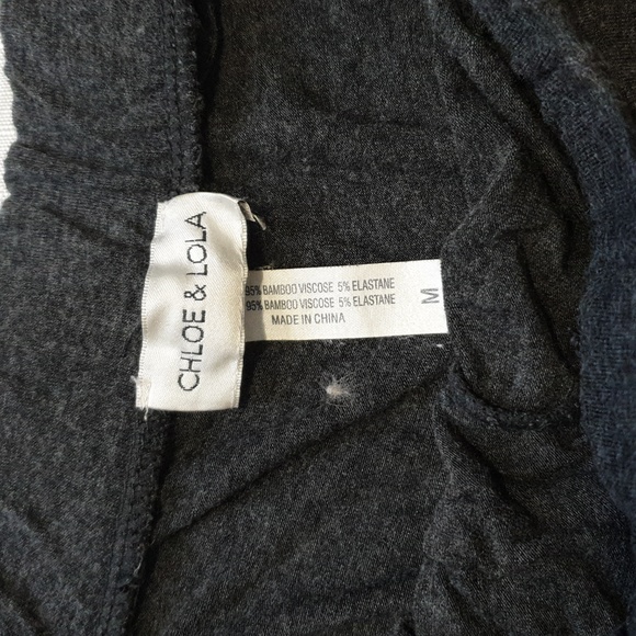 Chloe and Lola Bamboo Short Sleeve and Shorts PJ Set Size M - Picture 3 of 14